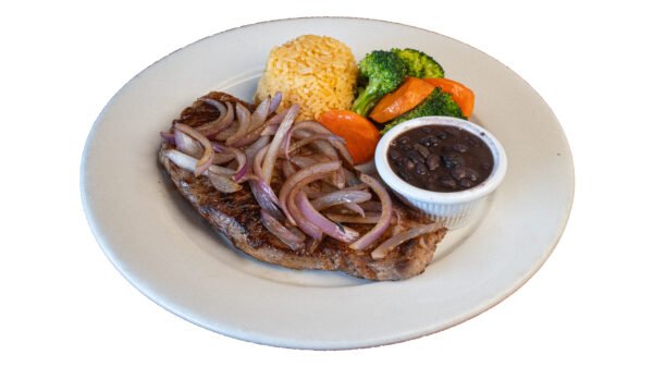 Bistec encebollado